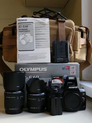 Камера Olympus E-510 с двумя объективами в идеале