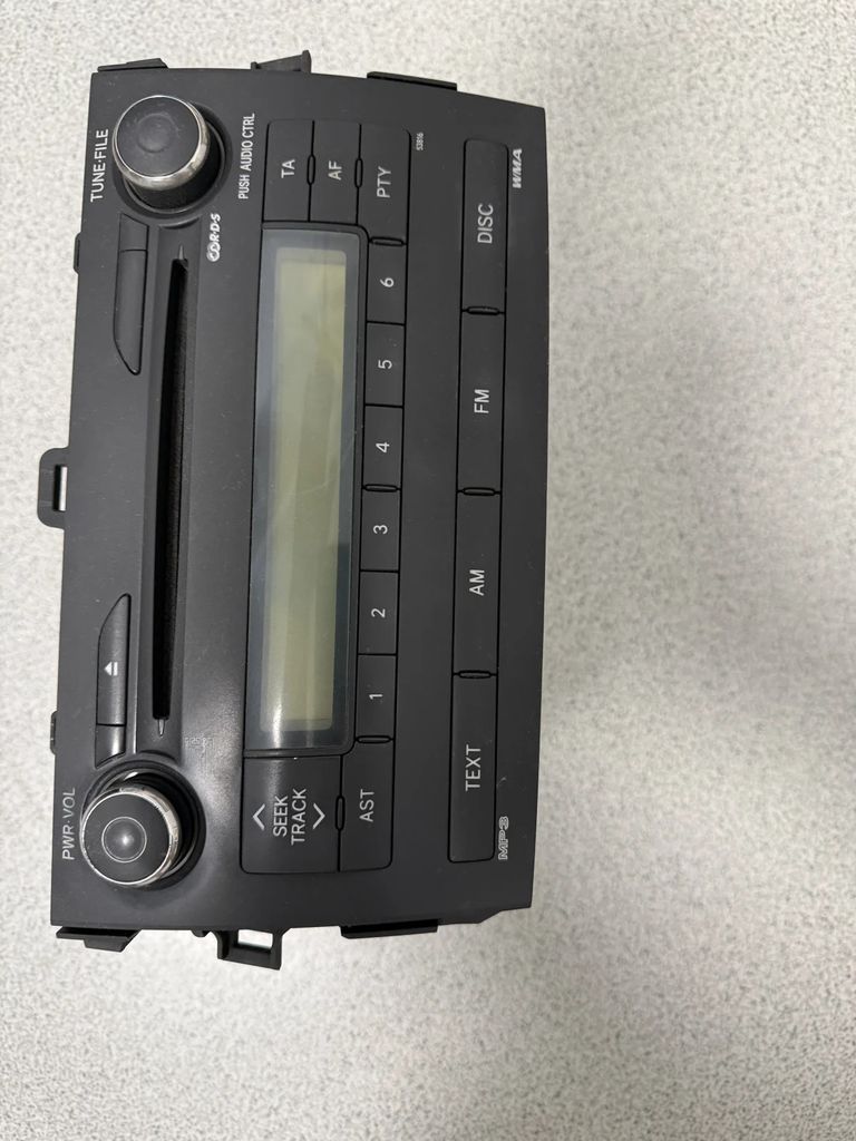 Автомагнитола Toyota OEM CD/MP3/FM/AM W5382